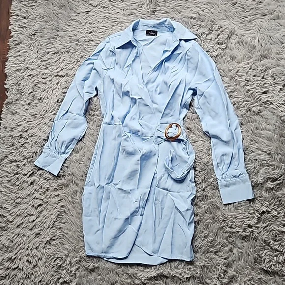 Dress - Picture 3 of 6